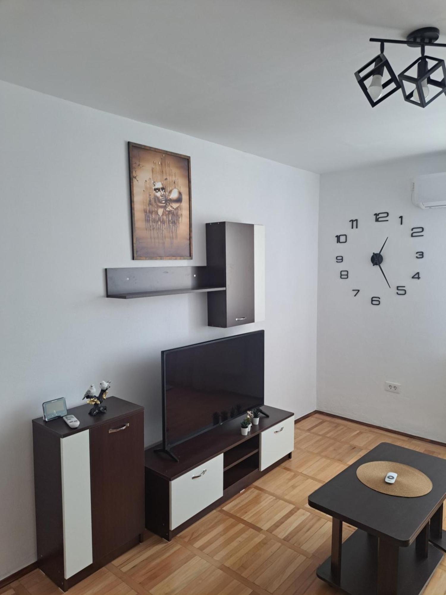 Apartament Confort Hd Hunedoara Zewnętrze zdjęcie
